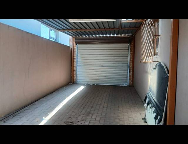 3 BEDROOM HOUSE FOR SALE IN RIVERLEA